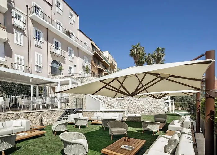 Casa Clat - Boutique Hotel